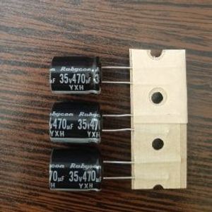 Rubycon 35V 470uF - خازن الکترولیت 35 ولت 470 میکرو فاراد سری YXH