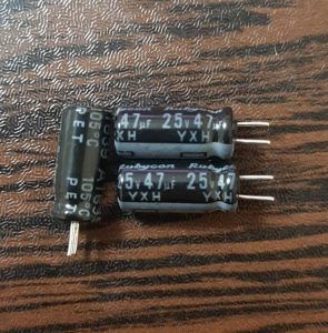 Rubycon 25V 47uF - خازن الکترولیت 25 ولت 47 میکرو فاراد سری YXH