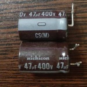 nichicon 400V 47uF – خازن الکترولیت، 400 ولت، 47 میکروفاراد، نیچیکون، سری CS