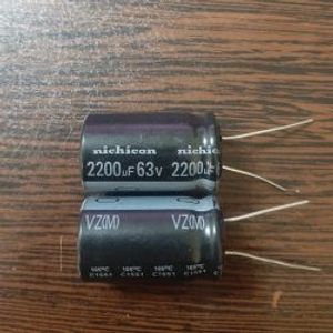 nichicon 63V 2200uF - خازن 63 ولت 2200 میکروفاراد سری VZ
