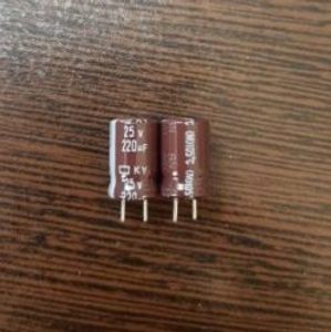 Nippon 25V 220uF - خازن 25 ولت 220 میکرو فاراد سری KY