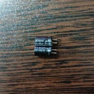 AiSHi 25V 100uF - خازن الکترولیت 25 ولت 100 میکرو فاراد سری WH