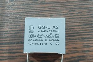 MKT 275VAC 4.7UF - خازن MKT، ظرفیت 4.7 میکروفاراد، 275 ولت AC