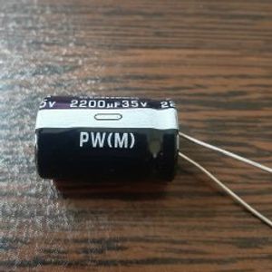 CAP 35V 2200uF - خازن الکترولیت، 35 ولت، 2200 میکروفاراد