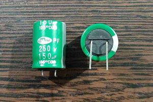 250V 150uF - خازن 150 میکروفاراد 250 ولت