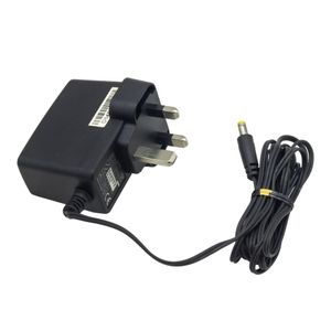 آداپتور مرغوب 15 ولت 1 آمپر دیواری 15V-1A مارک OEM