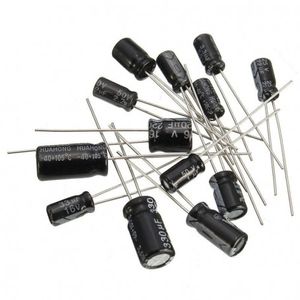 خازن الکترولیتی 220uF / 6.3V