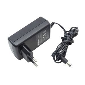 آداپتور 12 ولت 2 آمپر دیواری 12V-2A مارک FlyPower
