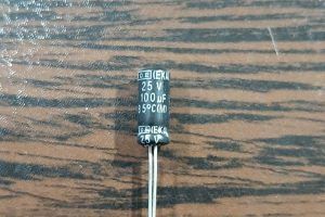 ROE 25V 100uF - خازن الکترولیت 25 ولت 100 میکرو فاراد