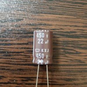 Nippon 450V 22uF - خازن 450 ولت 22 میکرو فاراد سری KXJ