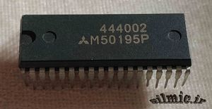 آی سی اکو M50195 شرکت میتسوبیشی با اکو و طنینی گرم