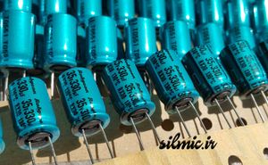خازن 330 میکرو فاراد 35 ولت ژاپنی Rubycon سری RX30 با رنج دمای 130 درجه