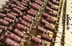 خازن بی پلار 330 نانو فاراد 50 ولت الکترولیت سریRBP2(R2B) گرید صوتی النا