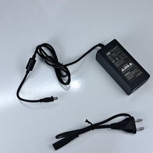 آداپتور 7 ولت 3 آمپر بین راهی SBE مدل SP2101A - ESC Market