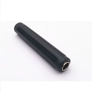 تبدیل مادگی دوطرفه میکروفن پلاستیکی (بین‌راهی) مدل XLR-F to XLR-F