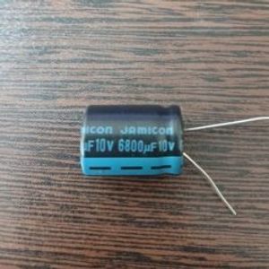 JAMICON 10V 6800uF - خازن 6800 میکرو فاراد 10 ولت سری TK - ابعاد 23 * 16