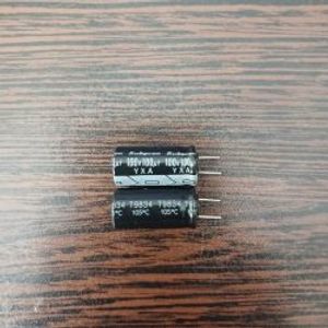 Rubycon 100V 100uF – خازن الکترولیت 100 ولت 100 میکرو فاراد سری YXA ابعاد 20 * 10
