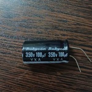 Rubycon 350V 100uF – خازن الکترولیت 350 ولت 100 میکرو فاراد سری YXA ابعاد 36 * 18