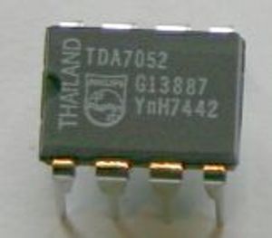 TDA7052