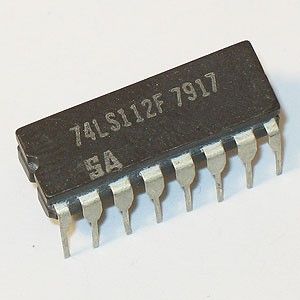74LS112 – DIP