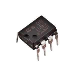 آی سی اصلاح کننده ضریب توان L6561