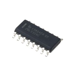 آی سی فرستنده / گیرنده پروتکل RS422 شماره SMD AM26LS32ACD