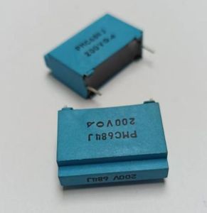CAP680NF200V