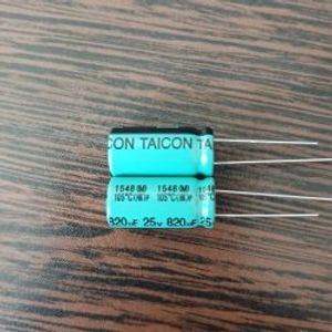TAICON 25V 820uF – خازن الکترولیت 25 ولت 820 میکرو فاراد سری HK ابعاد 20 * 10