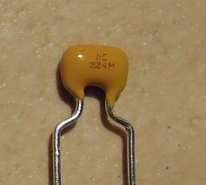 MUL 220NF-50V