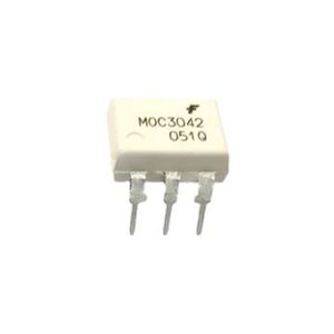 اپتوترایاک MOC3042 با مدار زیروکراس 400V پکیج DIP-6