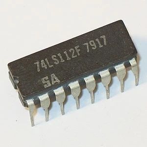 آی سی دو فلیپ فلاپ JK با پایه ریست و ست مدل 74LS112 پکیج DIP-16