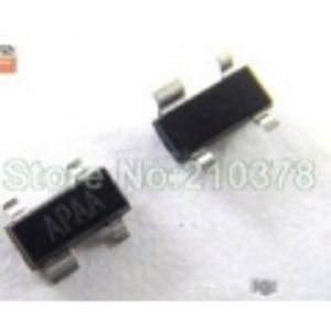 MAX811 SOT143-4PIN