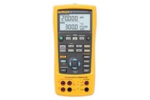 مولتی کالیبراتور fluke 726