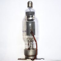 لامپ بخار جیوه تیراترون ، ТР1-5 / 2 thyratron