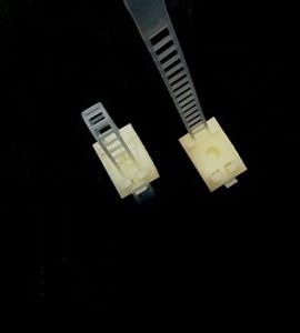 پایه و بست کمربندی CL3 سفید